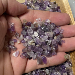 Moon Mountain Gems - 1lb Amethyst Chips